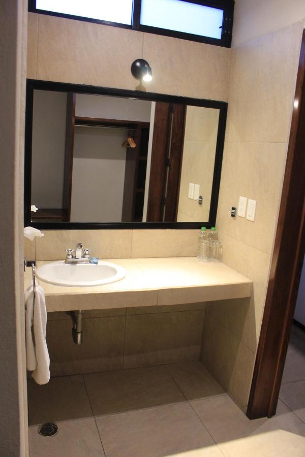 Hotel Meson Del Puente Acámbaro Екстериор снимка