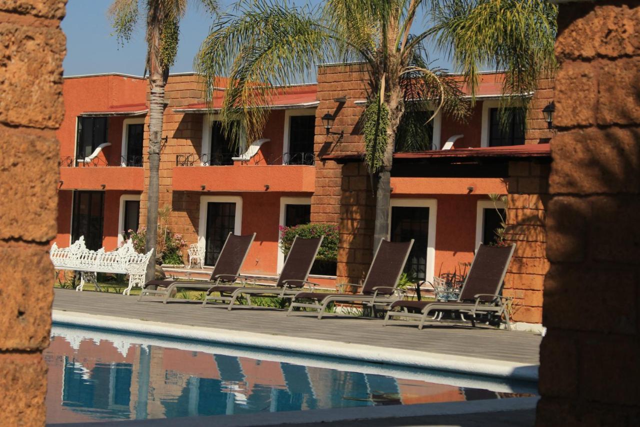 Hotel Meson Del Puente Acámbaro Екстериор снимка